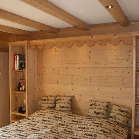 Mountain View Cosy, Comfortable 1 Bed-room Luxury Crans-Montana