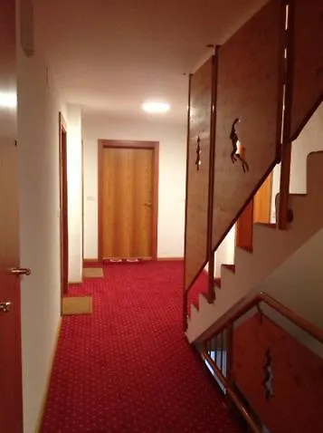 Mountain View Cosy, Comfortable 1 Bed-room Luxury Apartment *